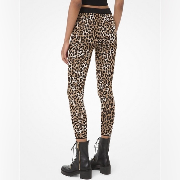 Michael Kors Leopard Stretch-Viscose Jacquard
Leggings - Picture 1 of 9